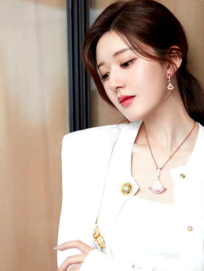 Buy replica Bvlgari Divas' Dream Necklace and replica jewelry from PICKS Jewelry