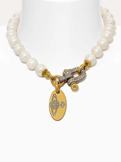 Buy replica Vivienne Westwood Horseshoe Clasp Saturn Pearl Necklace and replica jewelry from PICKS Jewelry