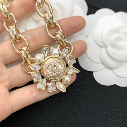 Buy replica Chanel Thick Cuban Chain Flower Pendant Choker Necklace and replica jewelry from PICKS Jewelry
