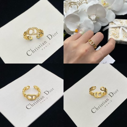 Buy replica Dior Diamond Paved CD Chain Band Open Ring and replica jewelry from PICKS Jewelry