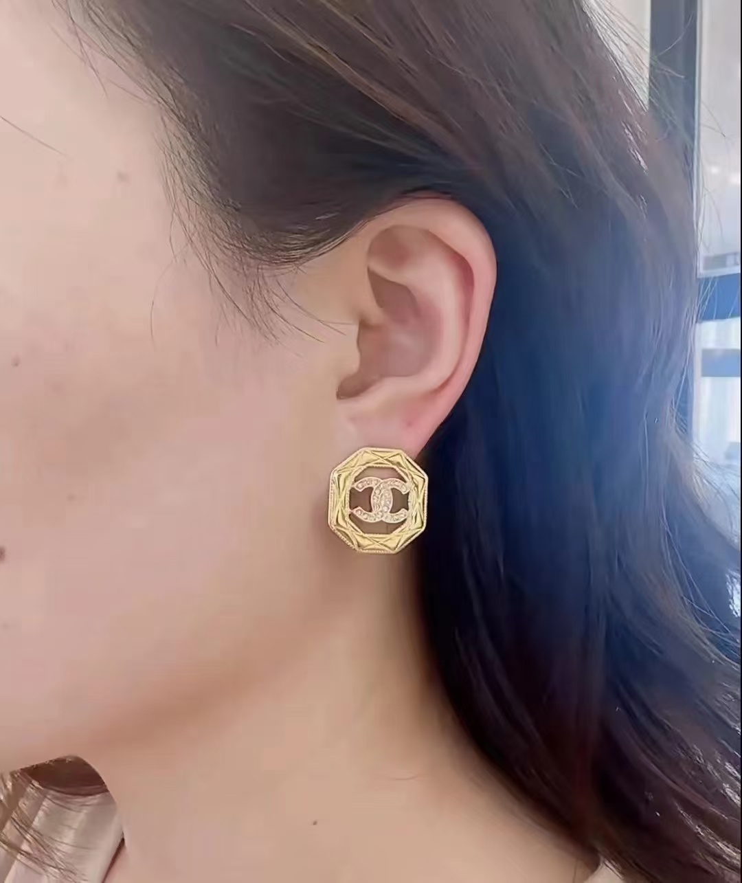Buy replica Chanel Geometric Octagon Stud Earrings and replica jewelry from PICKS Jewelry
