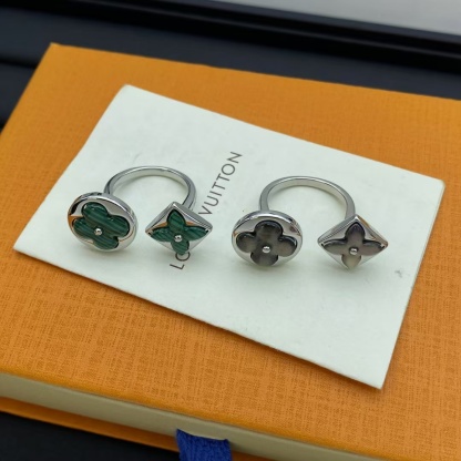Buy replica Louis Vuitton Classic Ring and replica jewelry from PICKS Jewelry