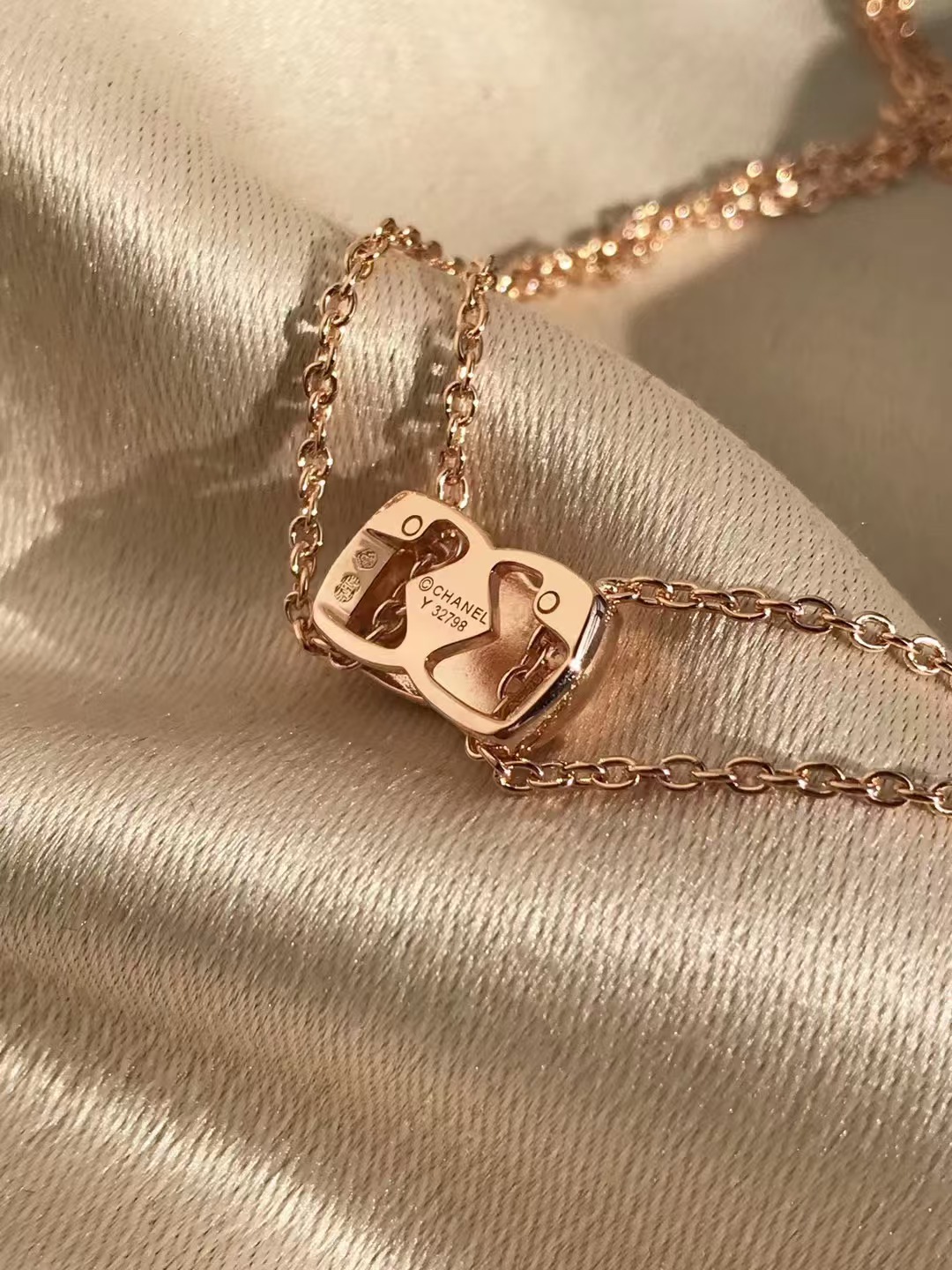 Buy replica Chanel Coco Crush Rose Gold Necklace and replica jewelry from PICKS Jewelry