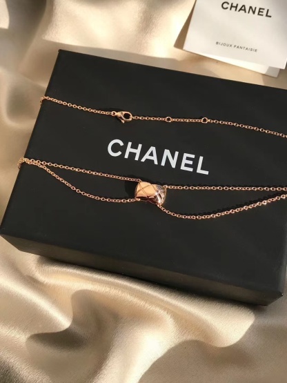 Buy replica Chanel Coco Crush Rose Gold Necklace and replica jewelry from PICKS Jewelry