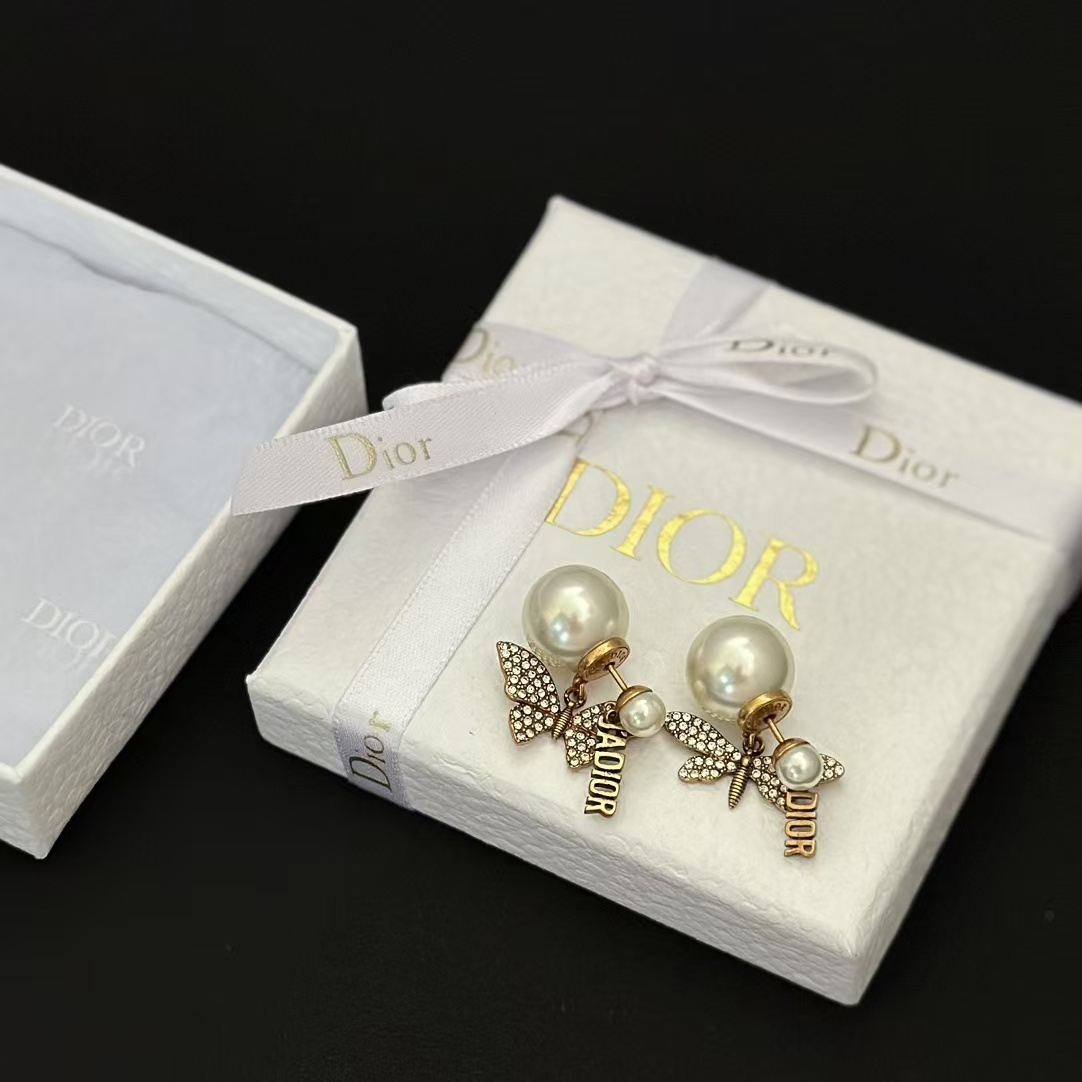 Buy replica Dior Butterfly JADIOR Pearl Earrings and replica jewelry from PICKS Jewelry