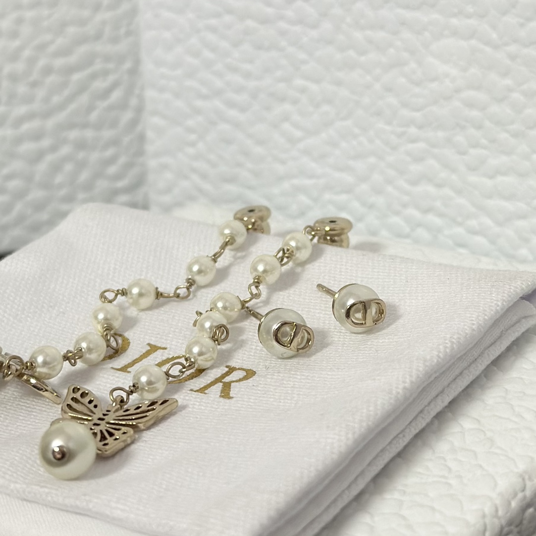 Buy replica Dior Long Tassel Butterfly Dangle Pearl Earrings and replica jewelry from PICKS Jewelry