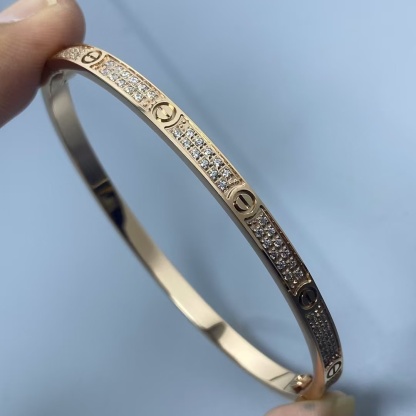 Buy replica Cartier LOVE Bracelet and replica jewelry from PICKS Jewelry
