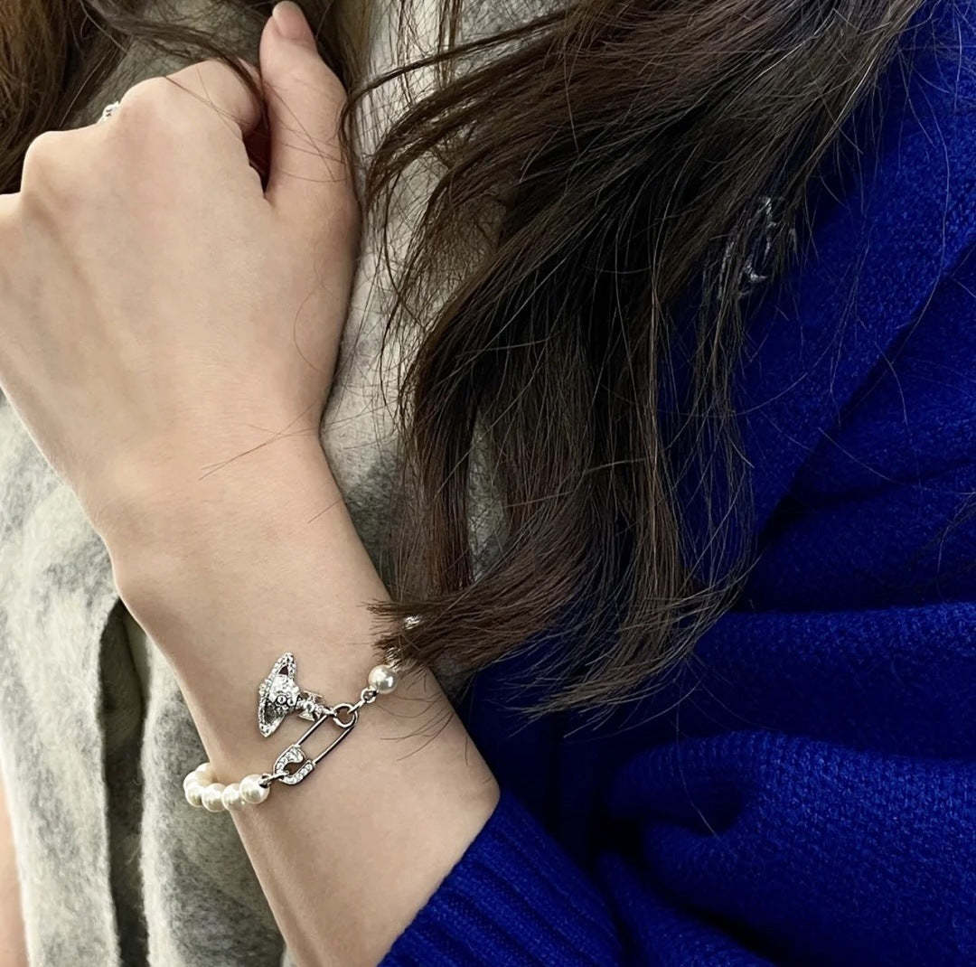 Buy replica Vivienne Westwood Pearl Bracelet and replica jewelry from PICKS Jewelry