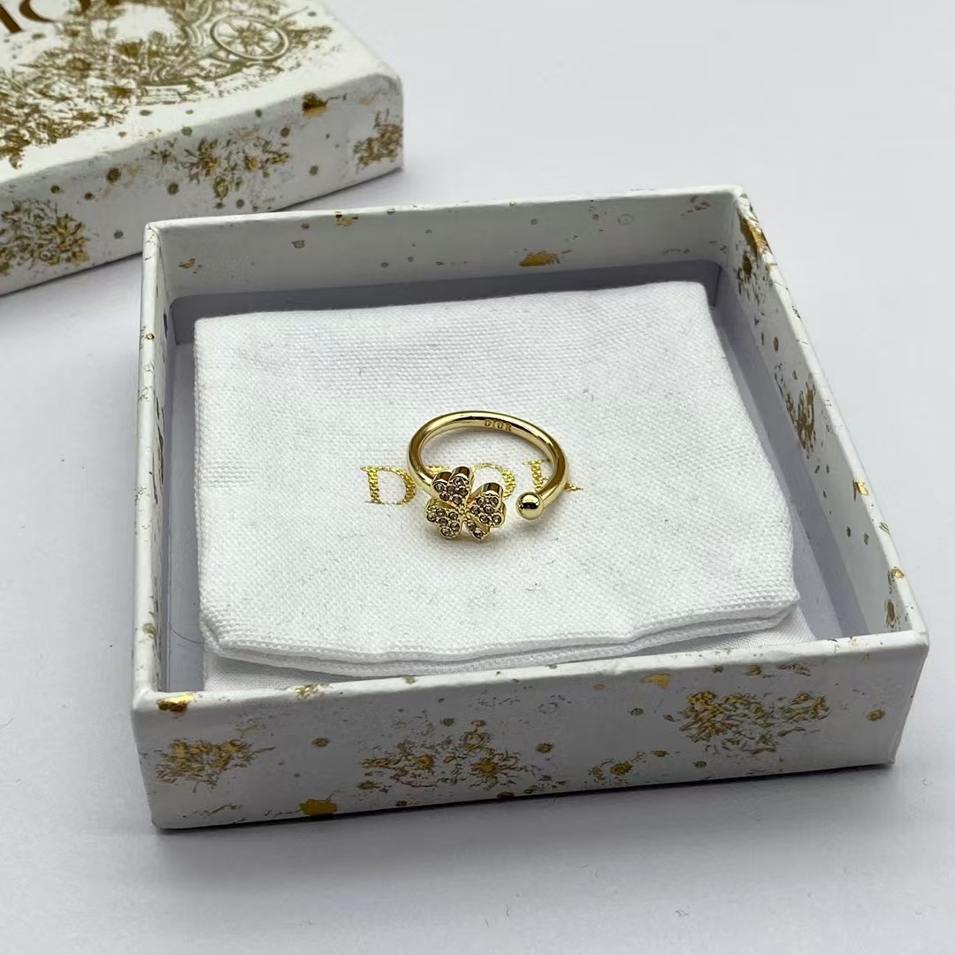 Buy replica Dior Star Bee Clover Stacking Rings - 3 Pieces and replica jewelry from PICKS Jewelry