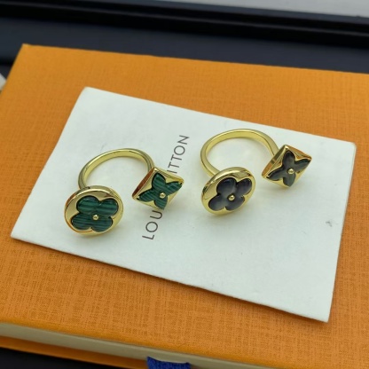 Buy replica Louis Vuitton Classic Ring and replica jewelry from PICKS Jewelry
