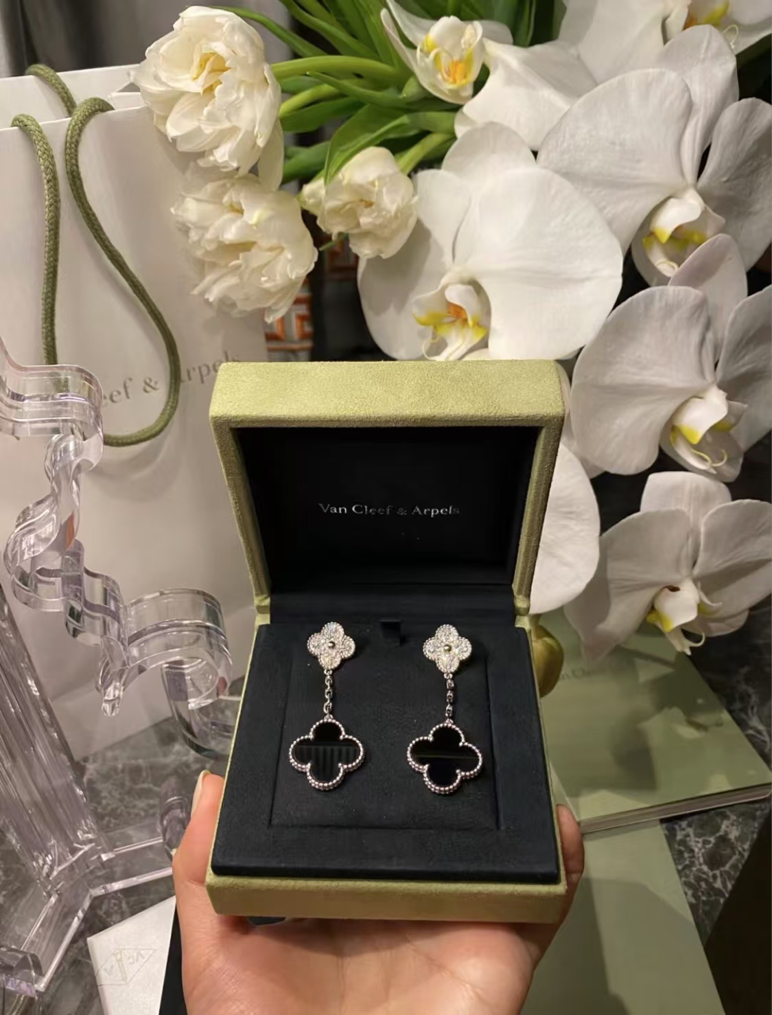 Buy replica Van Cleef & Arpels Magic Alhambra Earrings, 2 Motifs and replica jewelry from PICKS Jewelry