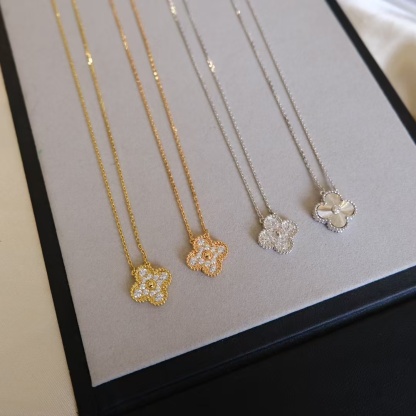 Buy replica Van Cleef & Arpels Vintage Alhambra Pendant Necklace and replica jewelry from PICKS Jewelry