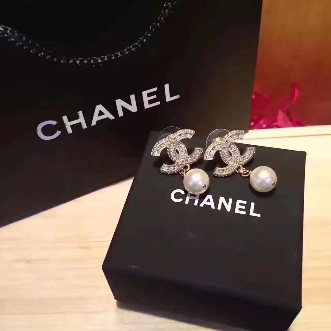 Buy replica Chanel Classic Pearl Dangle Earrings and replica jewelry from PICKS Jewelry