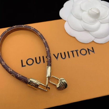 Buy replica Louis Vuitton Heart Lock Charm Bracelet and replica jewelry from PICKS Jewelry