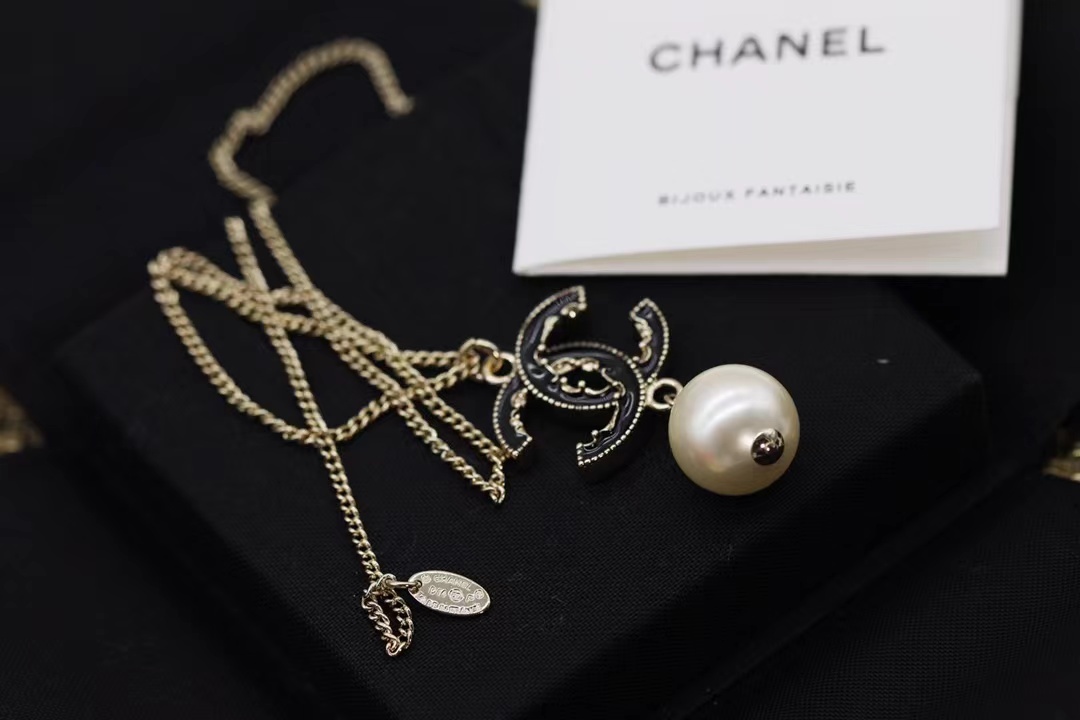 Buy replica Chanel Black Double C Pearl Drop Pendant Necklace and replica jewelry from PICKS Jewelry