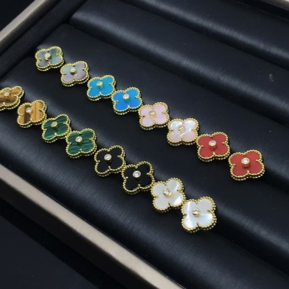 Buy replica Van Cleef & Arpels Vintage Alhambra Earrings and replica jewelry from PICKS Jewelry