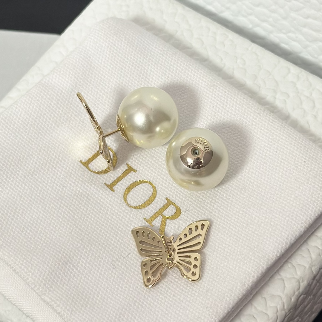 Buy replica Dior Hollow Butterfly Stud Earrings and replica jewelry from PICKS Jewelry