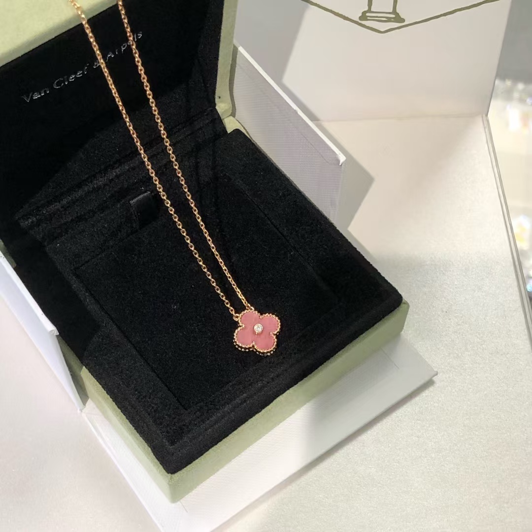 Buy replica Van Cleef & Arpels Rhodonite Vintage Alhambra Diamond 2021 Holiday Pendant Necklace and replica jewelry from PICKS Jewelry