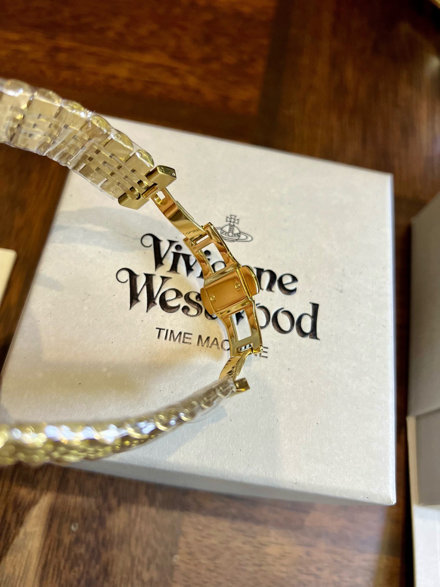 Buy replica Vivienne Westwood Rose Red Dial Gold Band Watch - 40MM and replica jewelry from PICKS Jewelry
