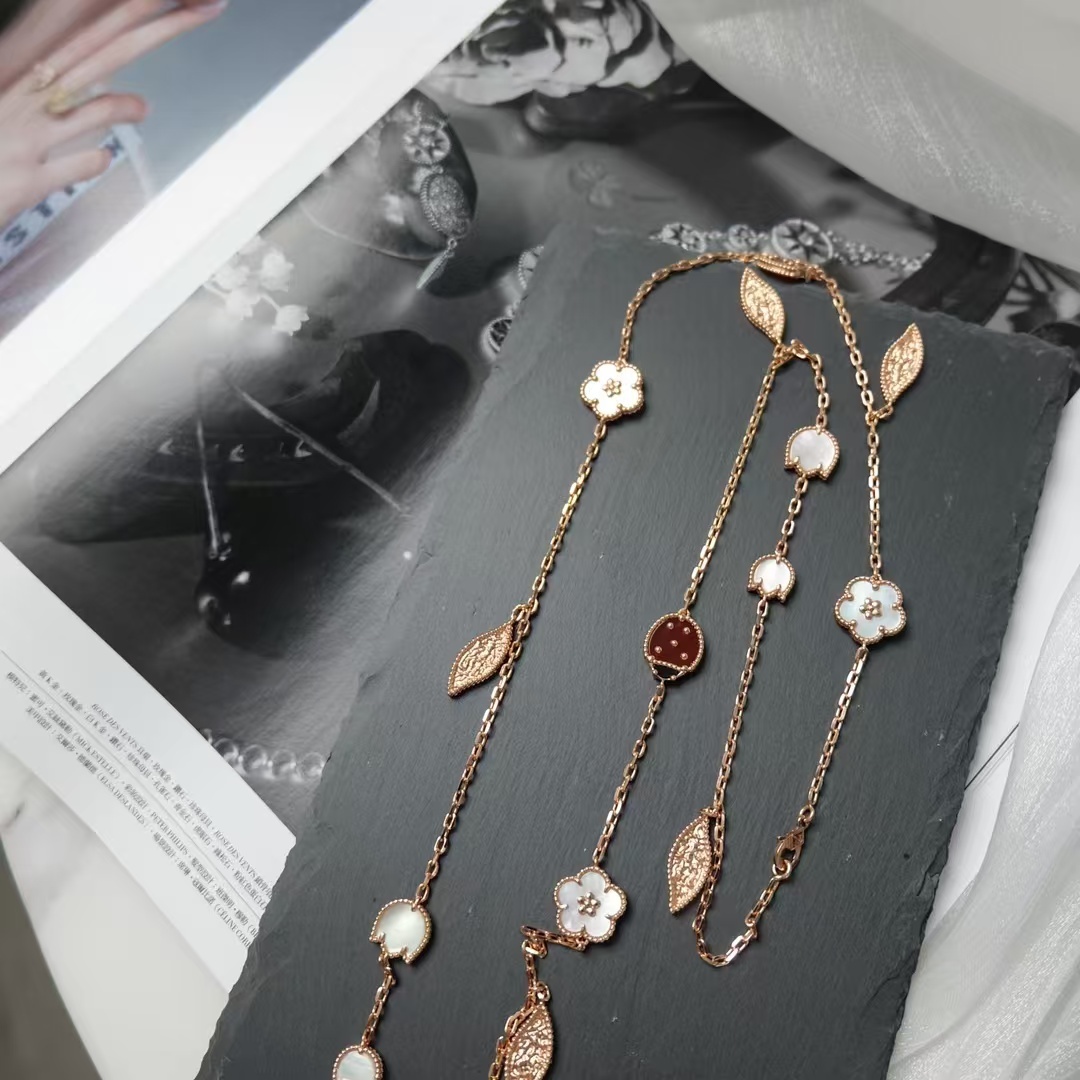 Buy replica Van Cleef & Arpels Lucky Spring Long Necklace, 15 Motifs and replica jewelry from PICKS Jewelry