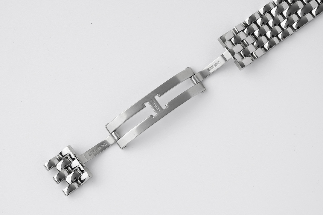 Buy replica Cartier Silver Panthère de Watch - Medium 27*37MM and replica jewelry from PICKS Jewelry