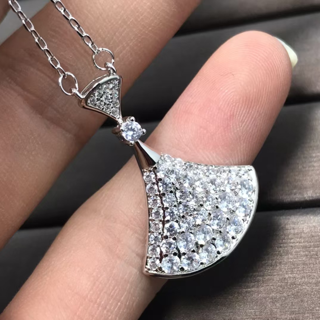 Buy replica Bvlgari Divas' Dream Necklace and replica jewelry from PICKS Jewelry