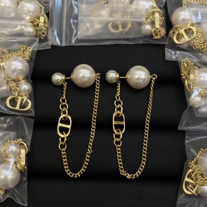 Buy replica Dior Chain Dangle Pearl Earrings and replica jewelry from PICKS Jewelry