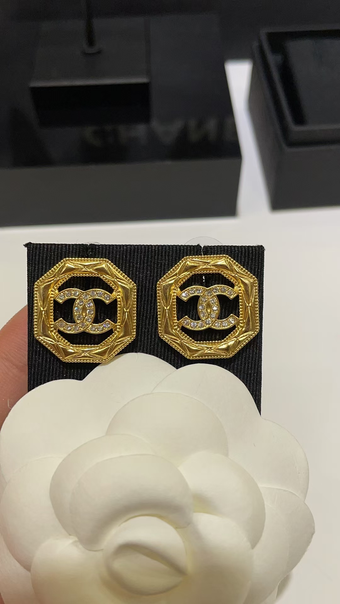 Buy replica Chanel Geometric Octagon Stud Earrings and replica jewelry from PICKS Jewelry
