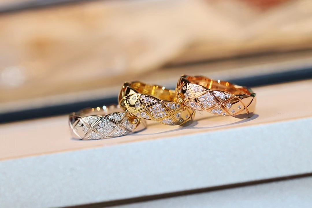 Buy replica Chanel Rose Gold Coco Crush Ring and replica jewelry from PICKS Jewelry