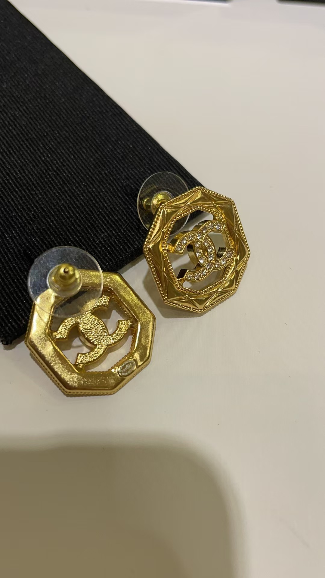 Buy replica Chanel Geometric Octagon Stud Earrings and replica jewelry from PICKS Jewelry