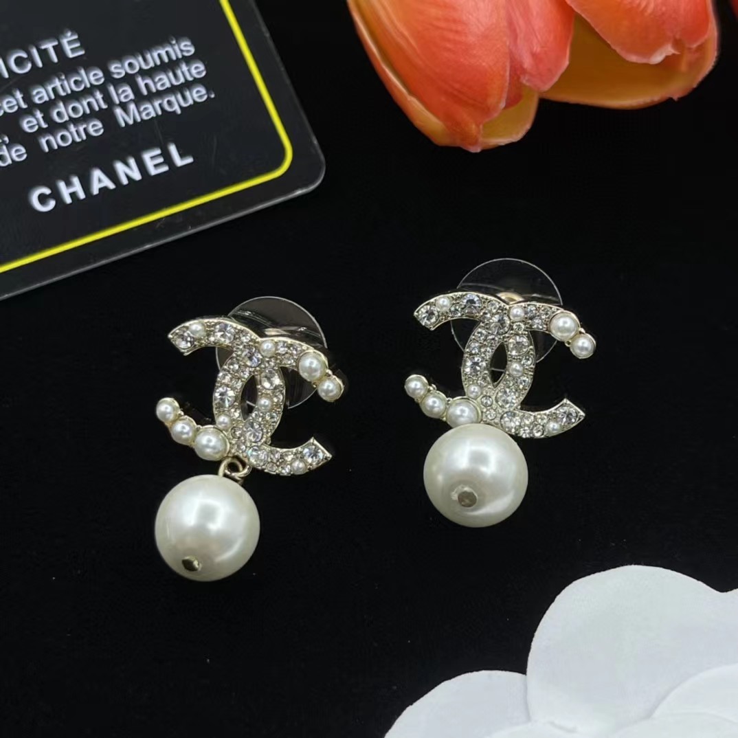Buy replica Chanel Prom Pearl Dangle Earrings and replica jewelry from PICKS Jewelry