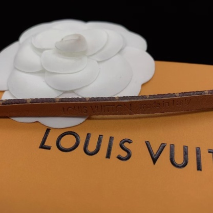 Buy replica Louis Vuitton Heart Lock Charm Bracelet and replica jewelry from PICKS Jewelry