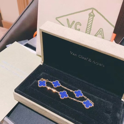 Buy replica Van Cleef & Arpels Vintage Alhambra Bracelet 5 Motifs and replica jewelry from PICKS Jewelry