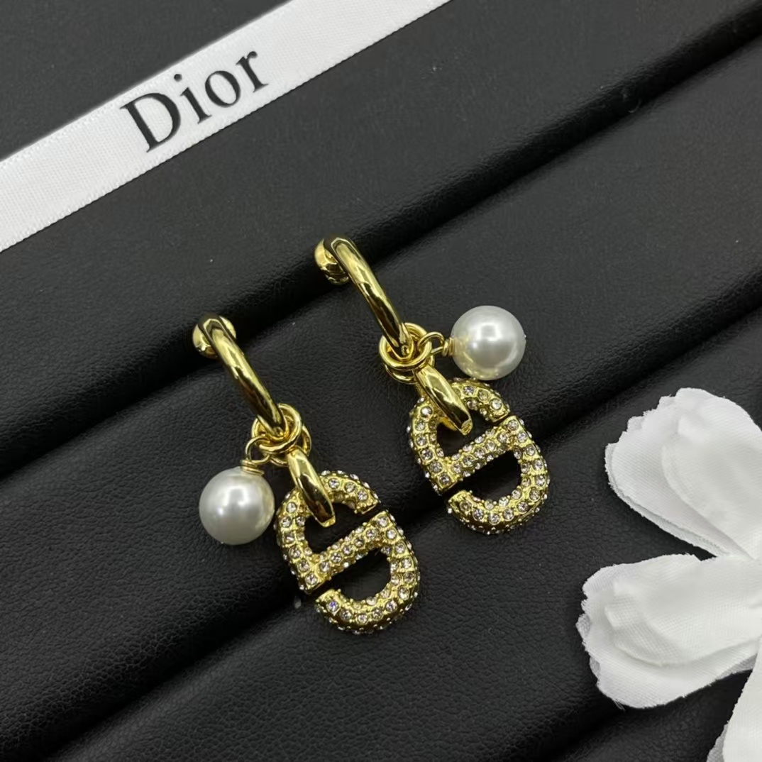 Buy replica Dior Hoop with Pearl and CD Dangle Earrings and replica jewelry from PICKS Jewelry