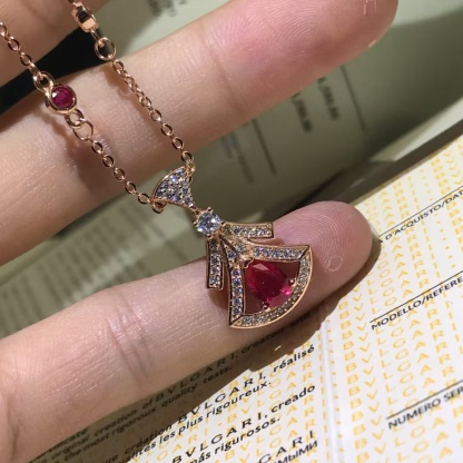 Buy replica Bvlgari Divas' Dream Necklace and replica jewelry from PICKS Jewelry