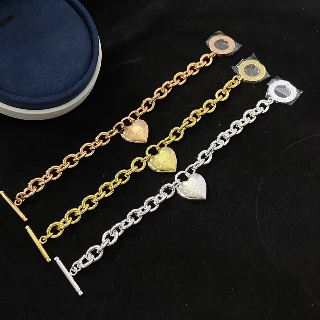 Buy replica Tiffany Heart Charm OT Clasp Bracelet and replica jewelry from PICKS Jewelry