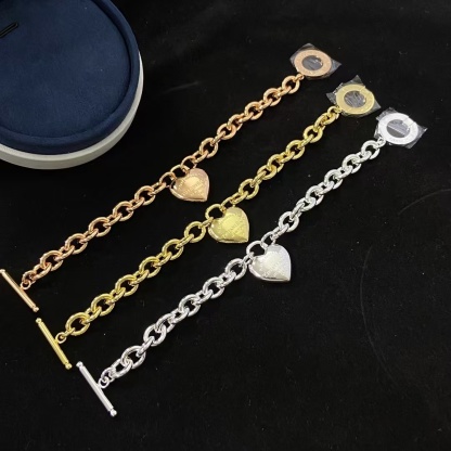 Buy replica Tiffany Heart Charm OT Clasp Bracelet and replica jewelry from PICKS Jewelry