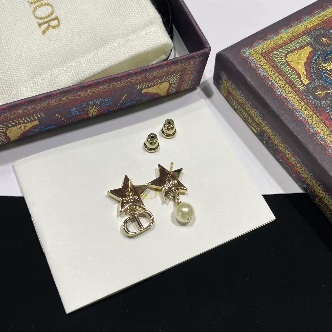 Buy replica Dior Asymmetric Star Earrings and replica jewelry from PICKS Jewelry