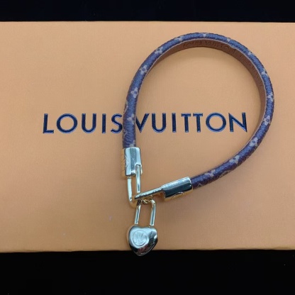 Buy replica Louis Vuitton Heart Lock Charm Bracelet and replica jewelry from PICKS Jewelry
