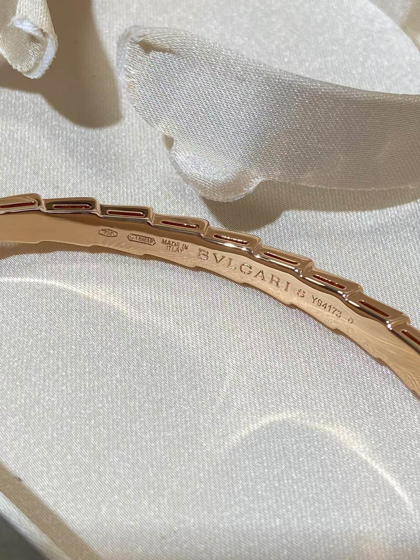 Buy replica Bvlgari Serpenti Viper Bracelet and replica jewelry from PICKS Jewelry