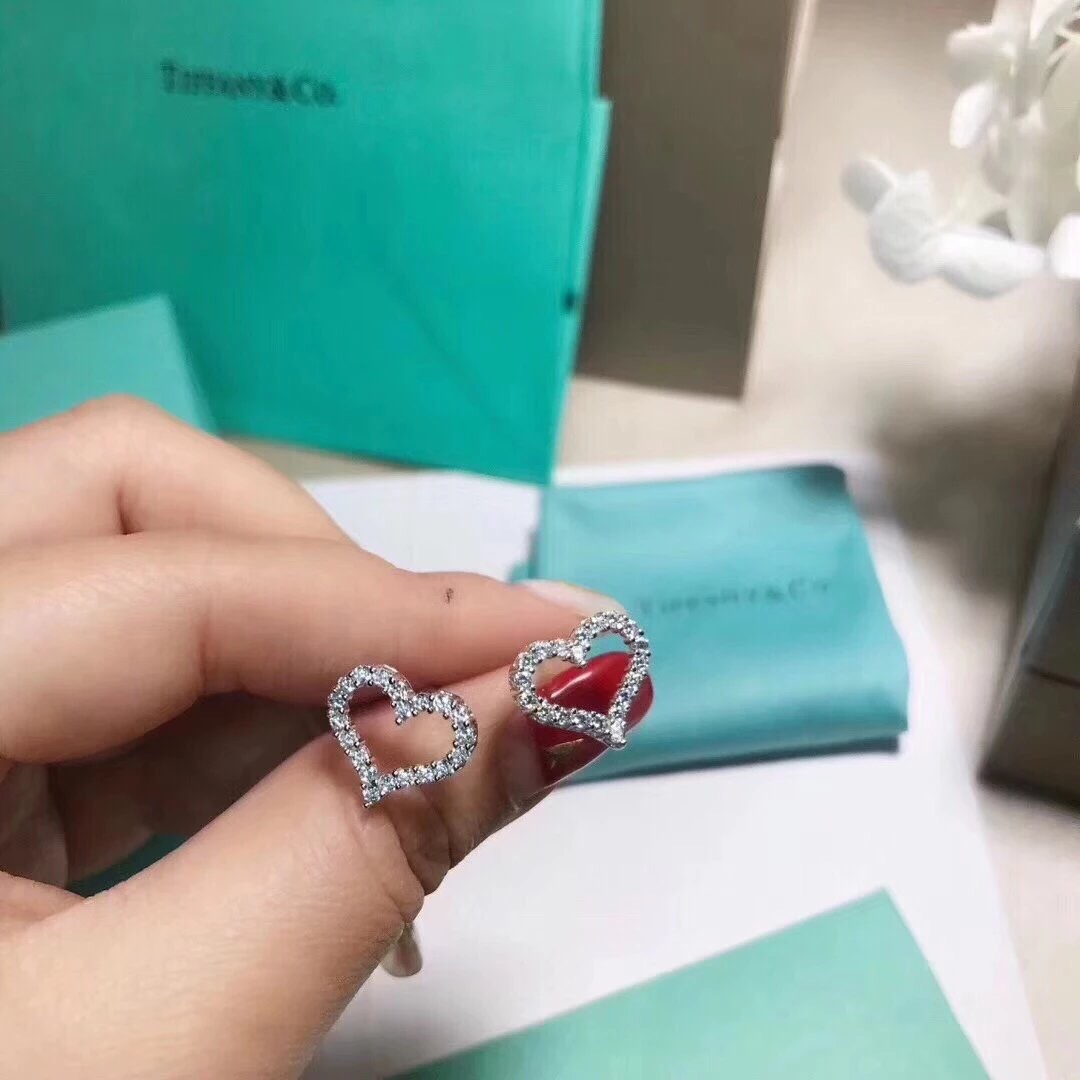 Buy replica Tiffany Heart Earrings and replica jewelry from PICKS Jewelry