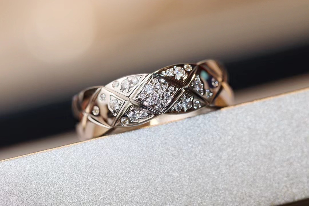 Buy replica Chanel Rose Silver Crush Ring and replica jewelry from PICKS Jewelry