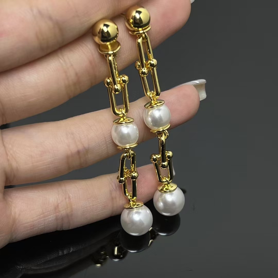 Buy replica Tiffany HardWear Triple Drop Link Earrings and replica jewelry from PICKS Jewelry