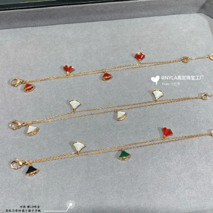 Buy replica Bvlgari Divas’ Dream Bracelet and replica jewelry from PICKS Jewelry