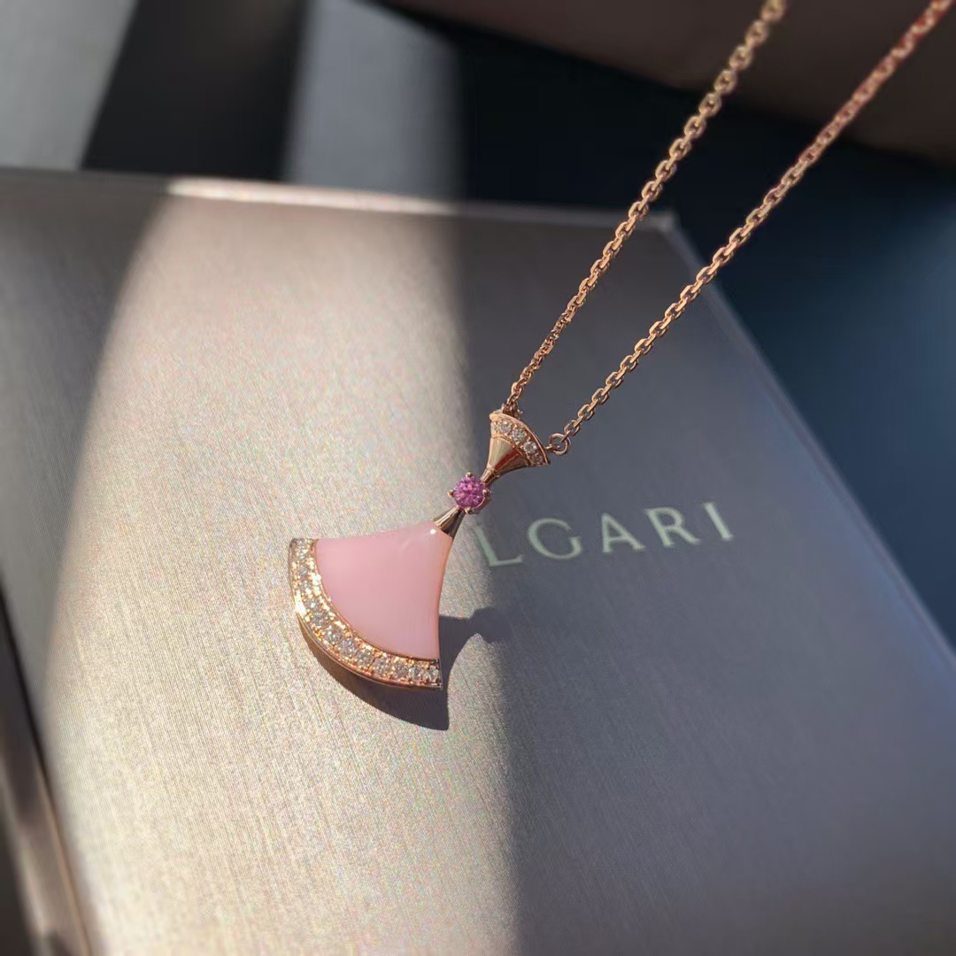 Buy replica Bvlgari Divas' Dream Necklace - Pink and replica jewelry from PICKS Jewelry