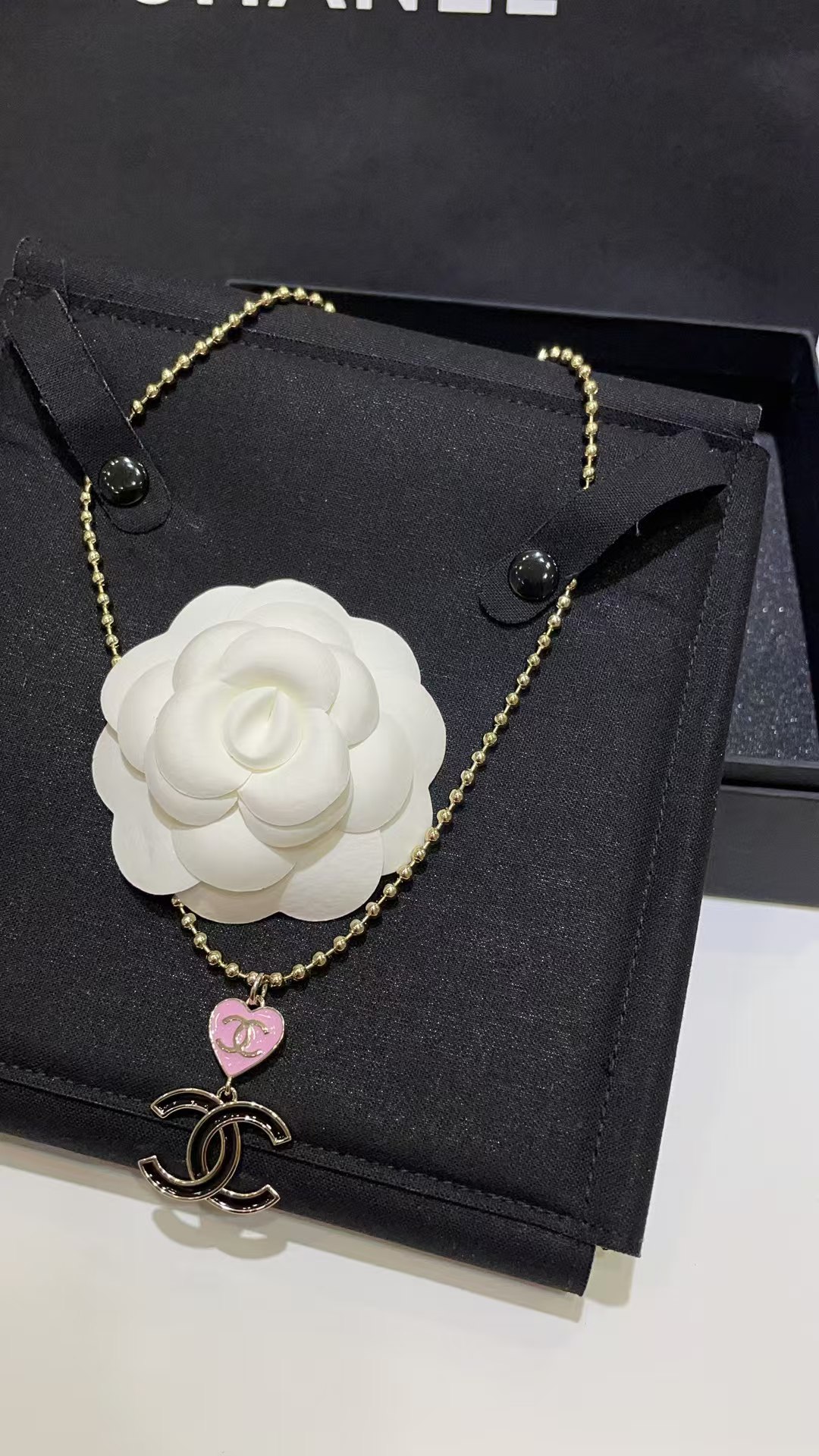Buy replica Chanel Diamond Pearl Paved Double C Pendant Pearl Necklace and replica jewelry from PICKS Jewelry