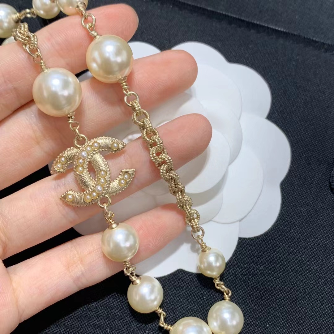Buy replica Chanel Double C Pearl Choker Necklace and replica jewelry from PICKS Jewelry