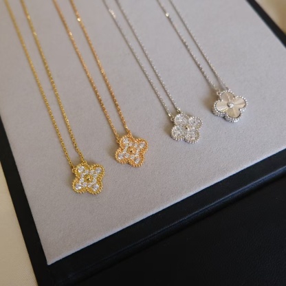 Buy replica Van Cleef & Arpels Vintage Alhambra Pendant Necklace and replica jewelry from PICKS Jewelry
