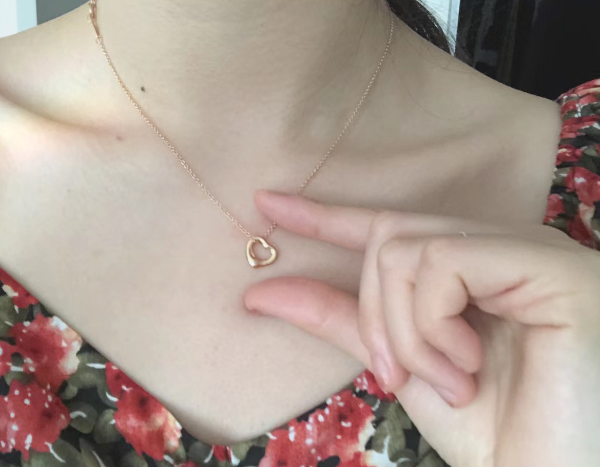 Buy replica Tiffany Classic Love Heart Pendant Necklace and replica jewelry from PICKS Jewelry