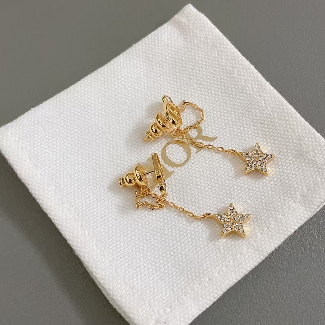Buy replica Louis Vuitton Star Drop Earrings and replica jewelry from PICKS Jewelry